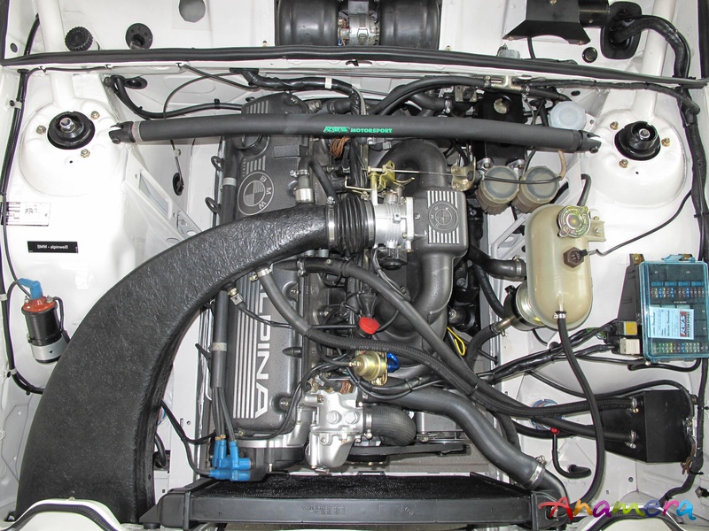 5944491984BMW635csiJambondesArdennes71.jpg