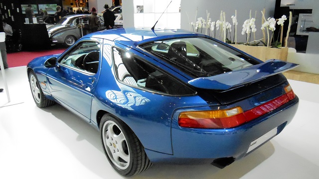 Porsche-928-GTS-2.jpg