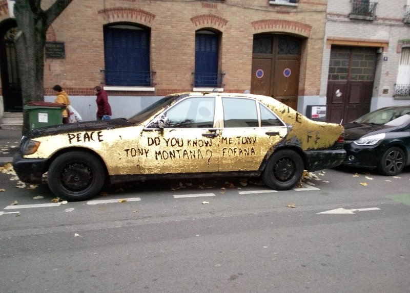 Insolite V12 2.jpg
