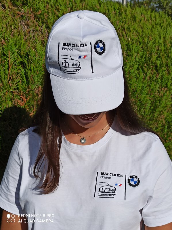 photo-tshirtcasquette.jpg